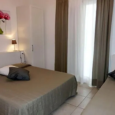Amazing 3 Bedroom For Up To 8 Guests With Beahost Bibione